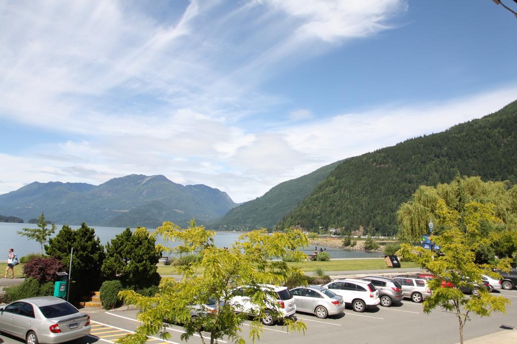 Harrison Spa Motel Harrison Hot Springs Exteriör bild
