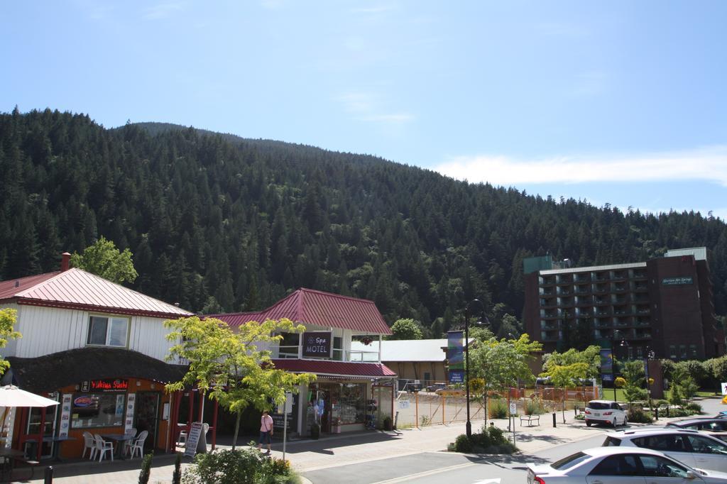 Harrison Spa Motel Harrison Hot Springs Exteriör bild
